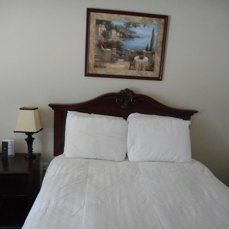 Highlander Motor Inn Arlington Bagian luar foto